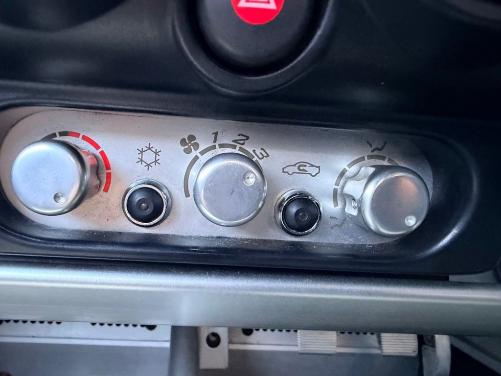 Used Lotus Elise 2002 for sale - 77172017: Photo 28