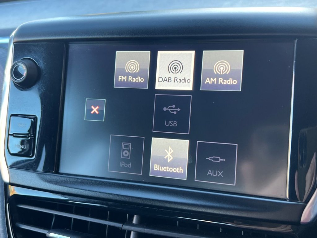 Used Peugeot 2008 2016 for sale - 76372566: Photo 32