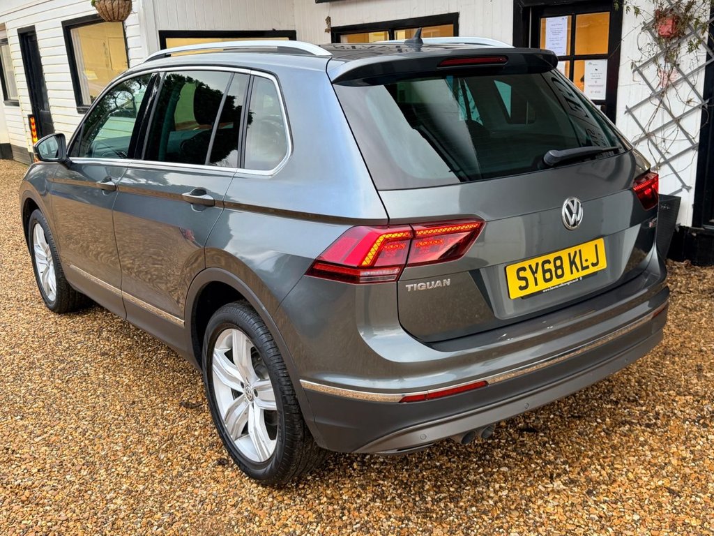 Used Volkswagen Tiguan 2018 for sale - 77269155: Photo 14