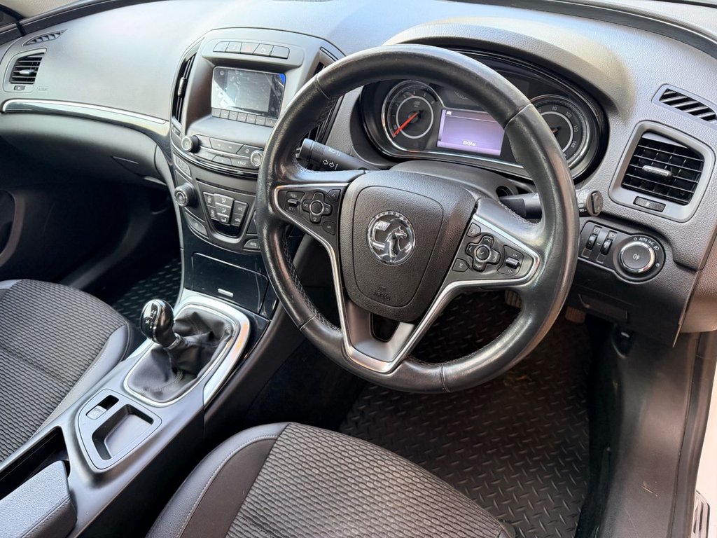 Used Vauxhall Insignia 2016 for sale - 77133237: Photo 28