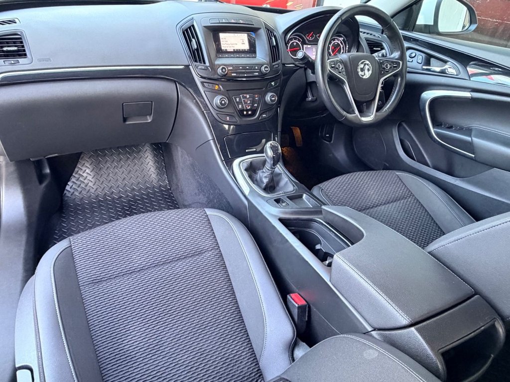 Used Vauxhall Insignia 2016 for sale - 77133237: Photo 3