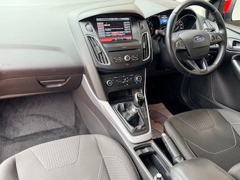 Used Ford Focus 2016 for sale - 76724568: Photo