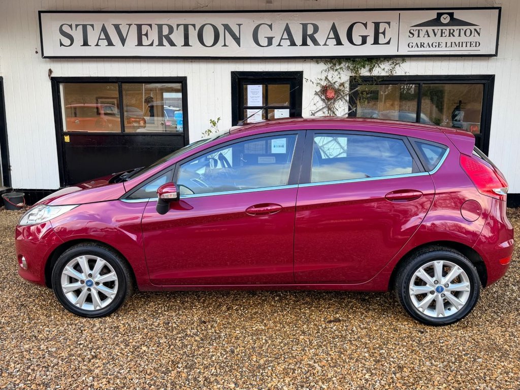 Used Ford Fiesta 2010 for sale - 77269160: Photo 15