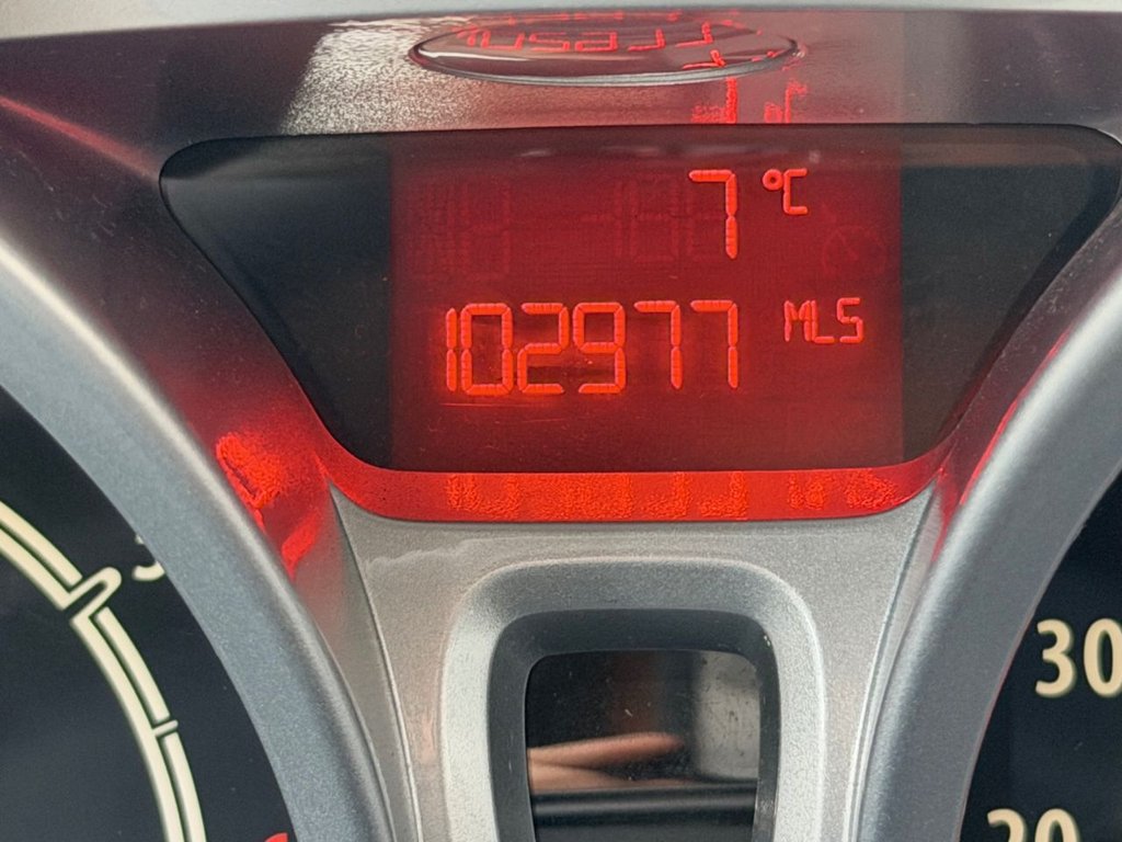 Used Ford Fiesta 2010 for sale - 77269160: Photo 2