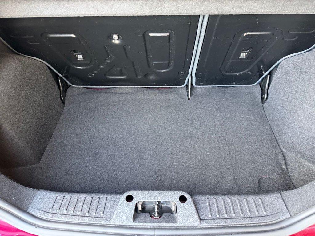 Used Ford Fiesta 2010 for sale - 77269160: Photo 30