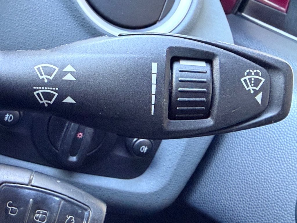 Used Ford Fiesta 2010 for sale - 77269160: Photo 40