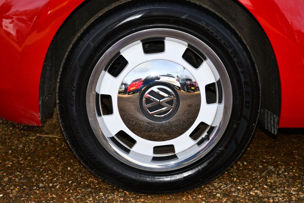 Used Volkswagen Beetle 2014 for sale - 76410394: Photo 11