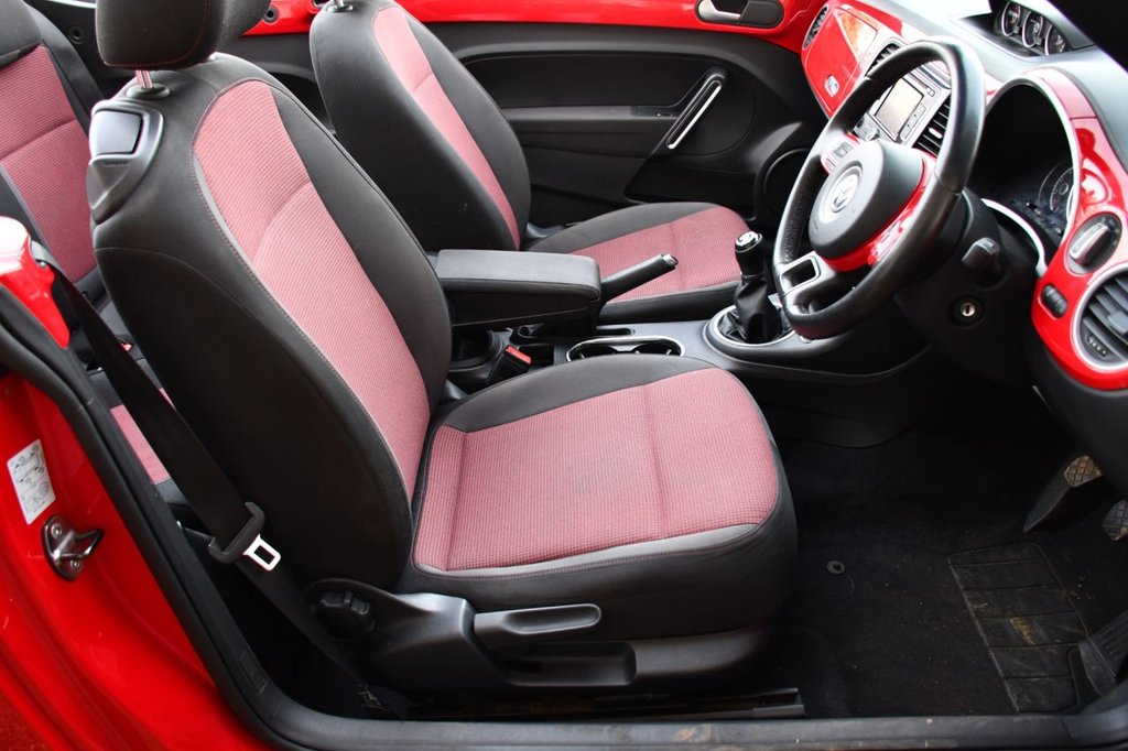 Used Volkswagen Beetle 2014 for sale - 76410394: Photo 24