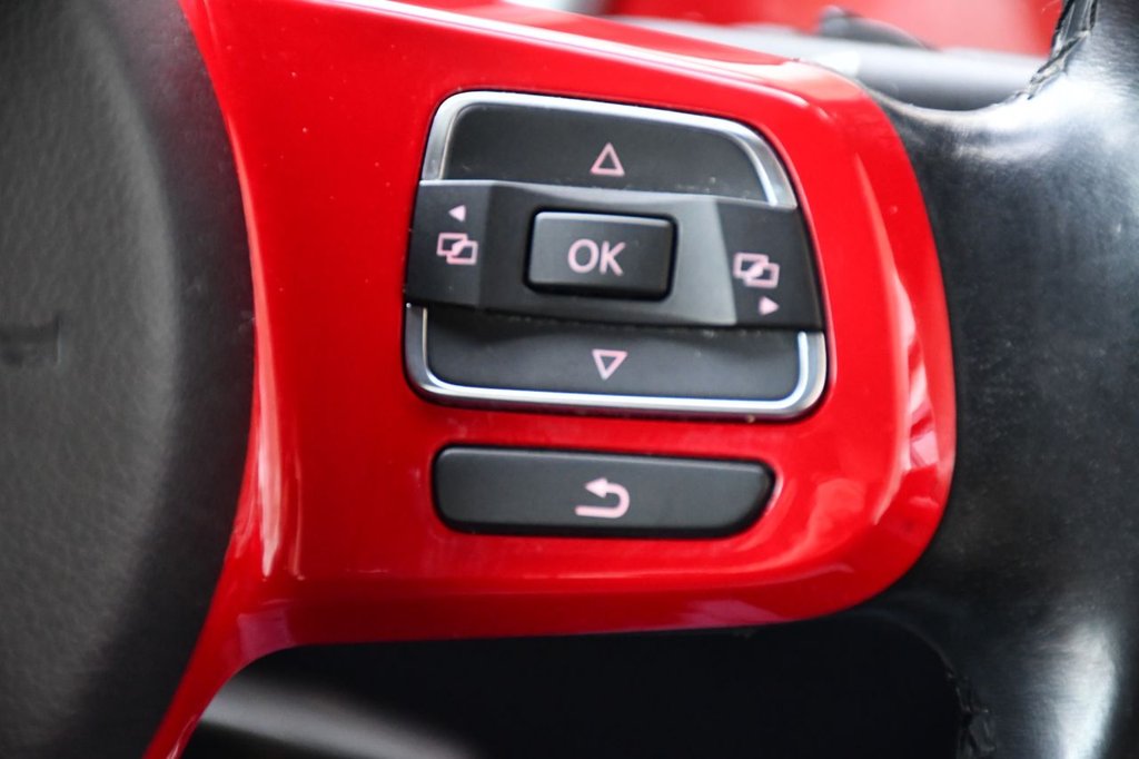 Used Volkswagen Beetle 2014 for sale - 76410394: Photo 42