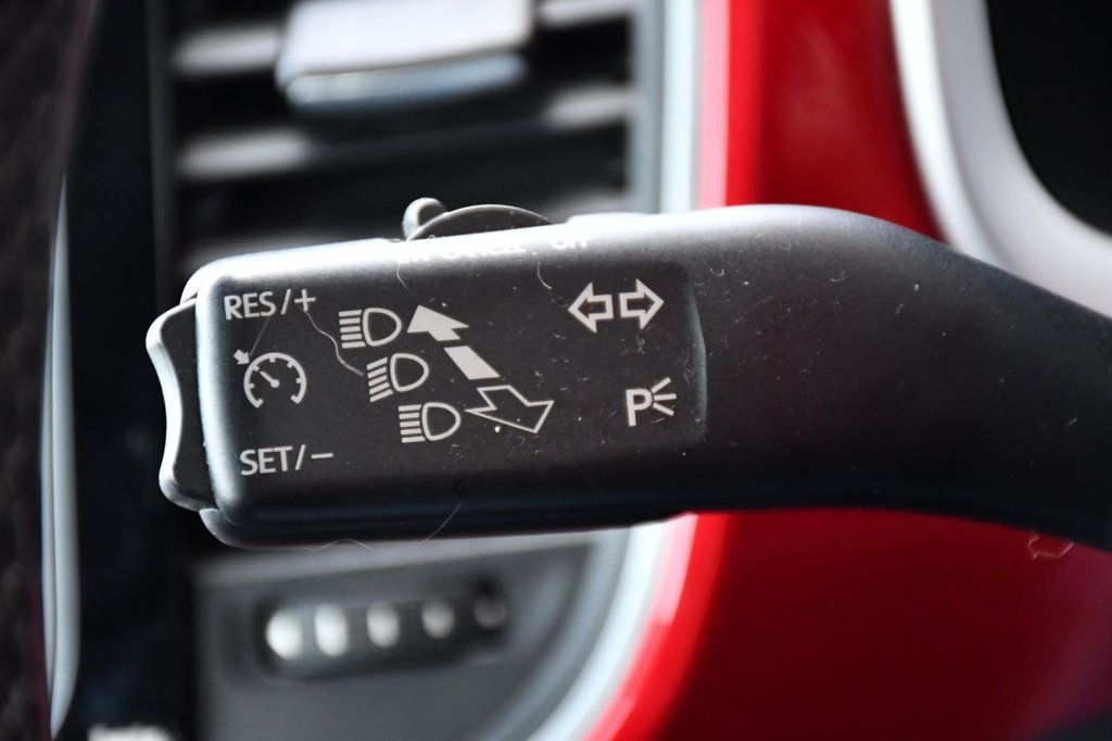 Used Volkswagen Beetle 2014 for sale - 76410394: Photo 43