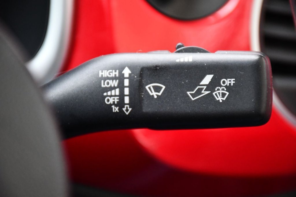 Used Volkswagen Beetle 2014 for sale - 76410394: Photo 44