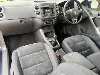 Used Volkswagen Tiguan 2015 for sale - 76520803: Photo