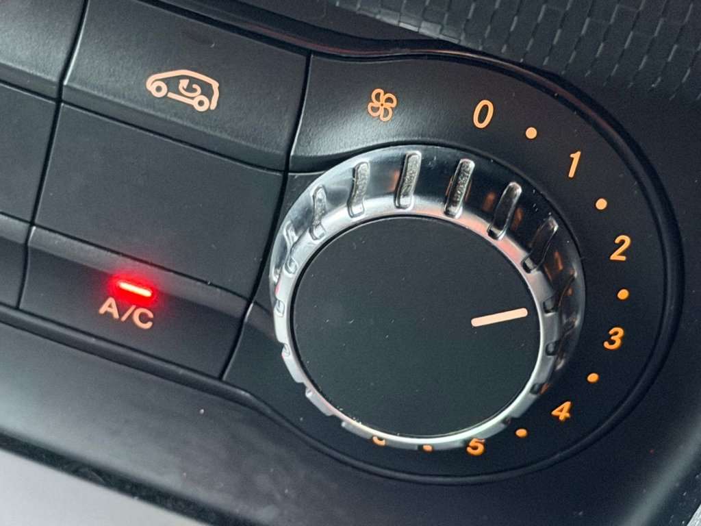 Used Mercedes-Benz A-Class 2014 for sale - 77499071: Photo 39