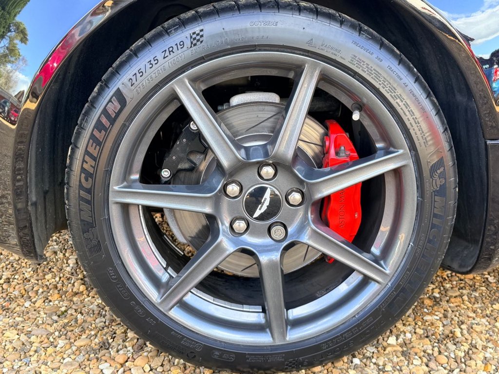 Used Aston Martin Vantage 2007 for sale - 77891041: Photo 11