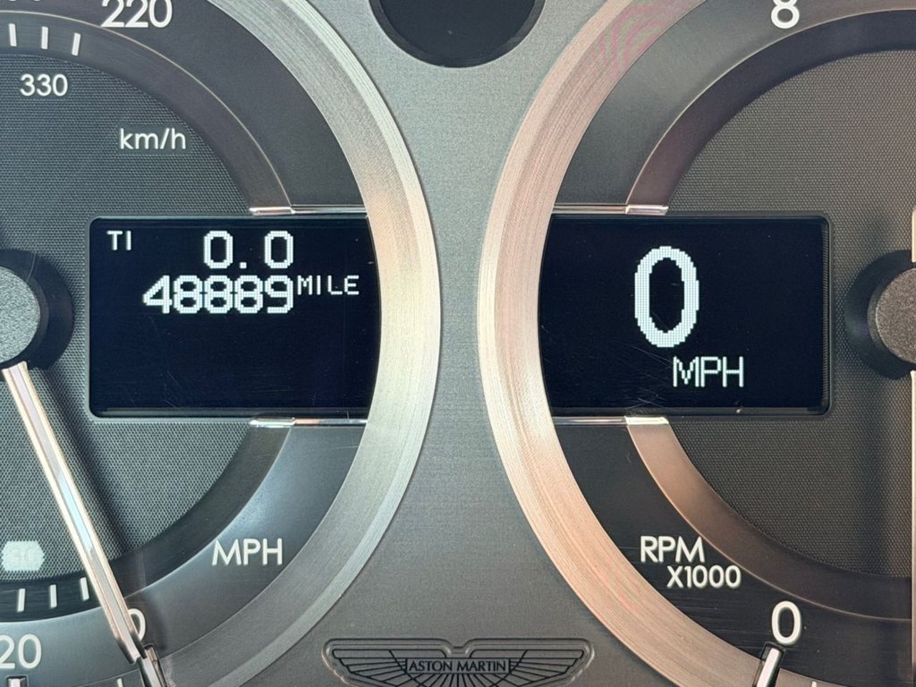 Used Aston Martin Vantage 2007 for sale - 77891041: Photo 2