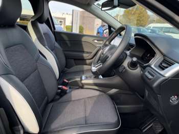 Used Renault Captur 2024 for sale - 72938973: Photo