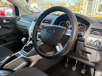 Used Ford Kuga 2010 for sale - 78183135: Photo