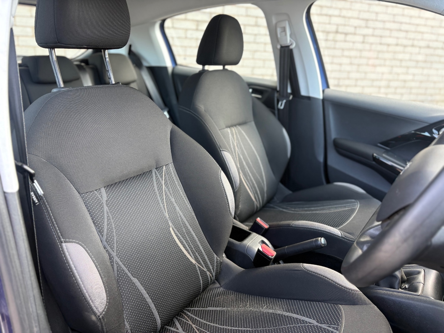 Used Peugeot 208 2015 for sale - 78202512: Photo 18