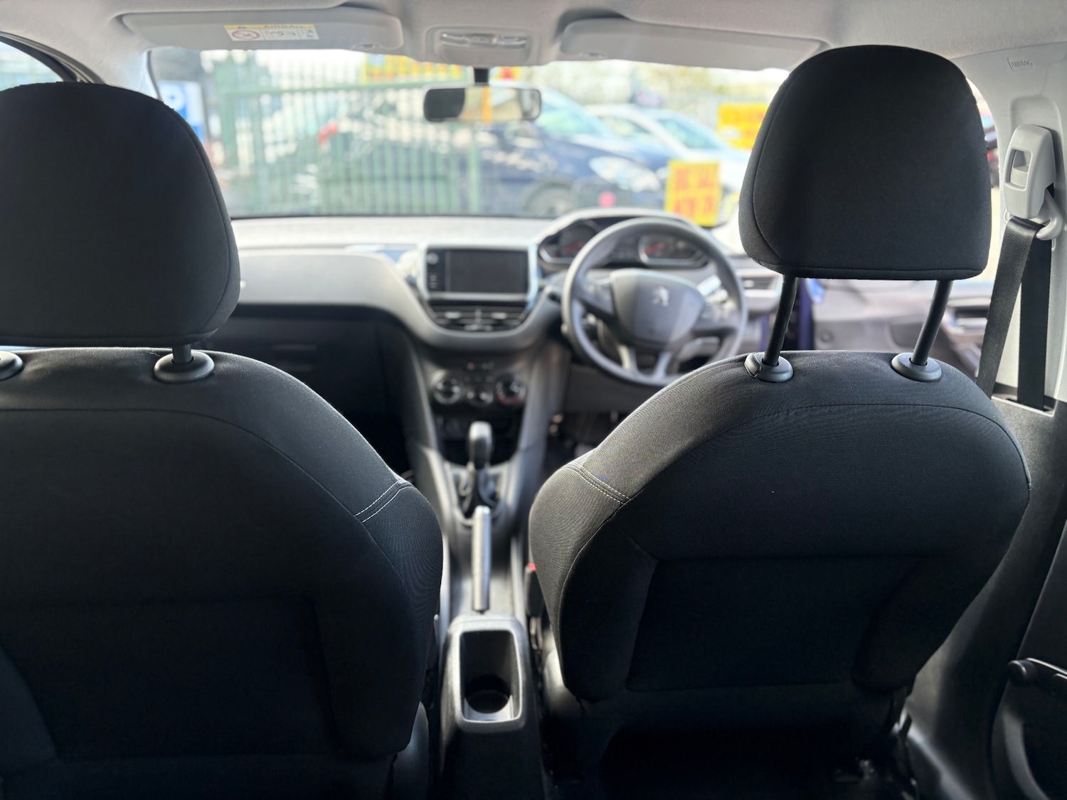 Used Peugeot 208 2015 for sale - 78202512: Photo 9