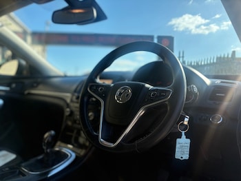 Used Vauxhall Insignia 2016 for sale - 78421294: Photo