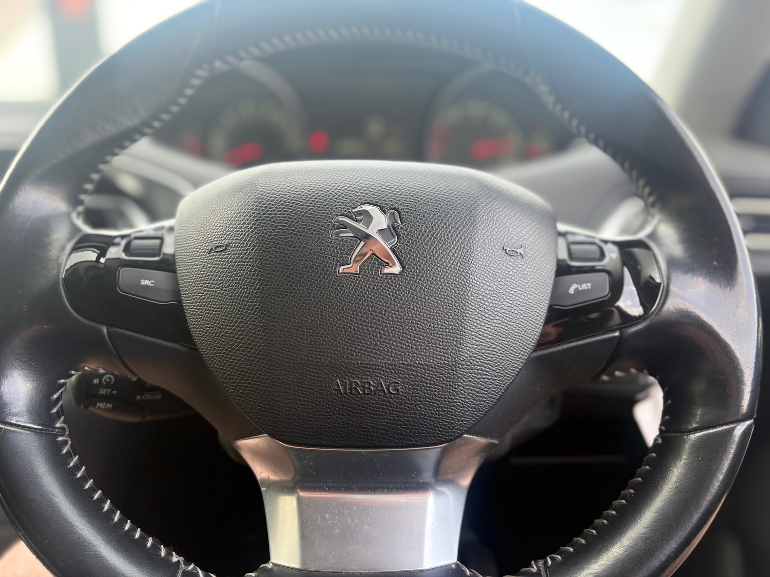 Used Peugeot 308 2015 for sale - 78202536: Photo 30