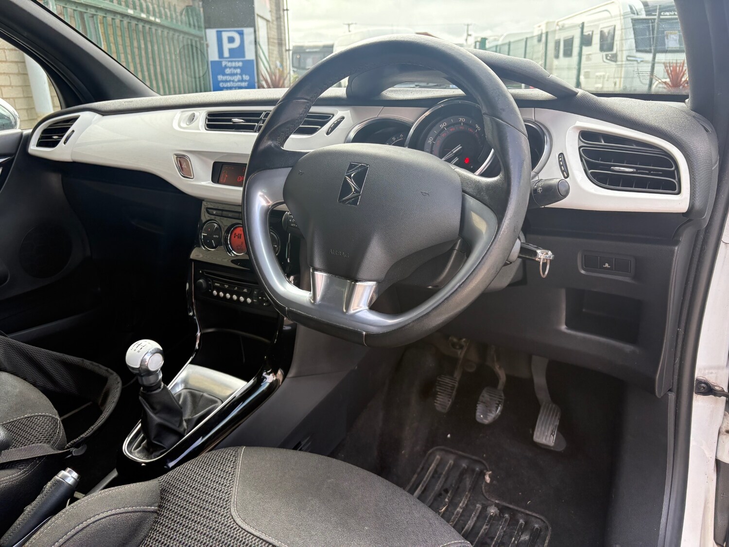 Used Citroen DS3 2011 for sale - 78183095: Photo 15