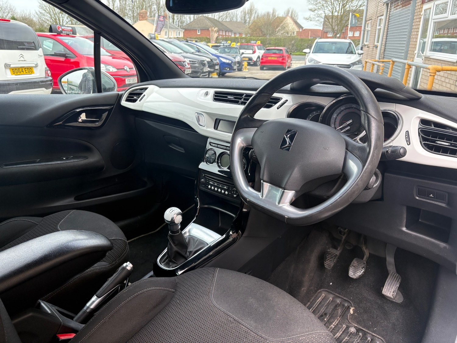 Used Citroen DS3 2011 for sale - 78183095: Photo 2