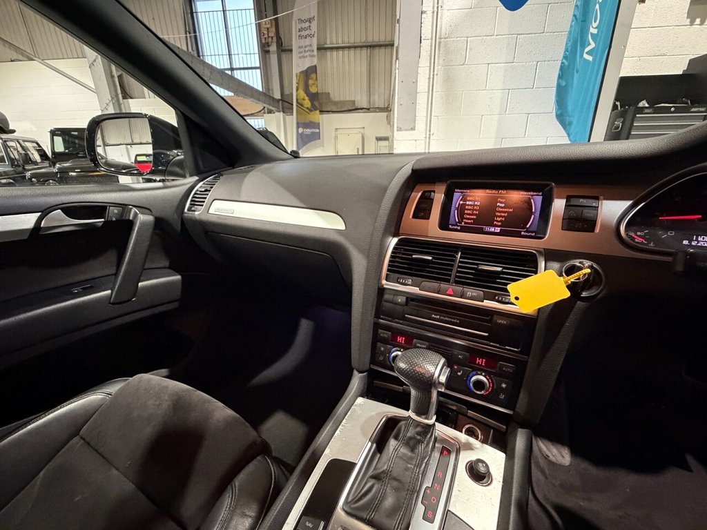 Used Audi Q7 2011 for sale - 76986322: Photo 21