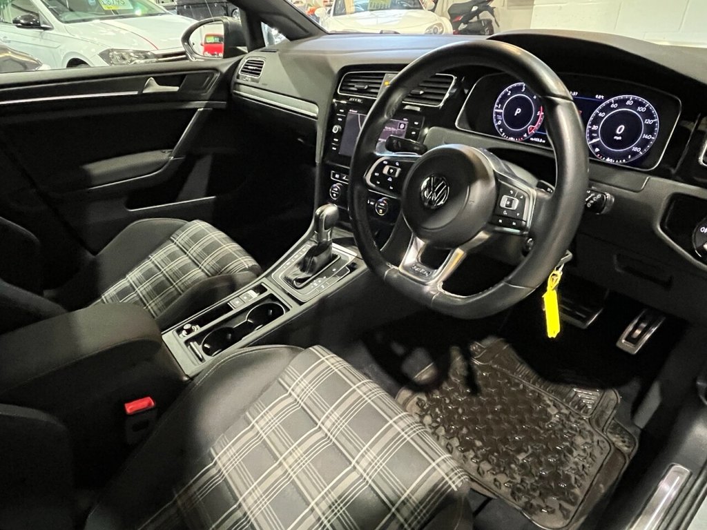 Used Volkswagen Golf 2018 for sale - 76345654: Photo 12