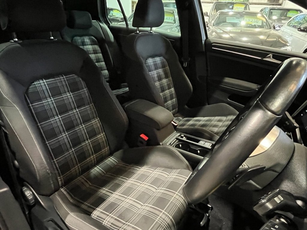 Used Volkswagen Golf 2018 for sale - 76345654: Photo 13