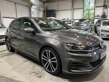 Used Volkswagen Golf 2018 for sale - 76345654: Photo