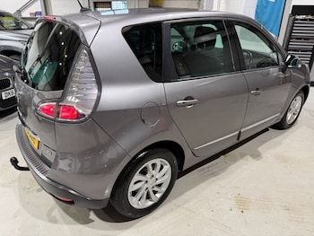 Used Renault Scenic 2015 for sale - 78955548: Photo