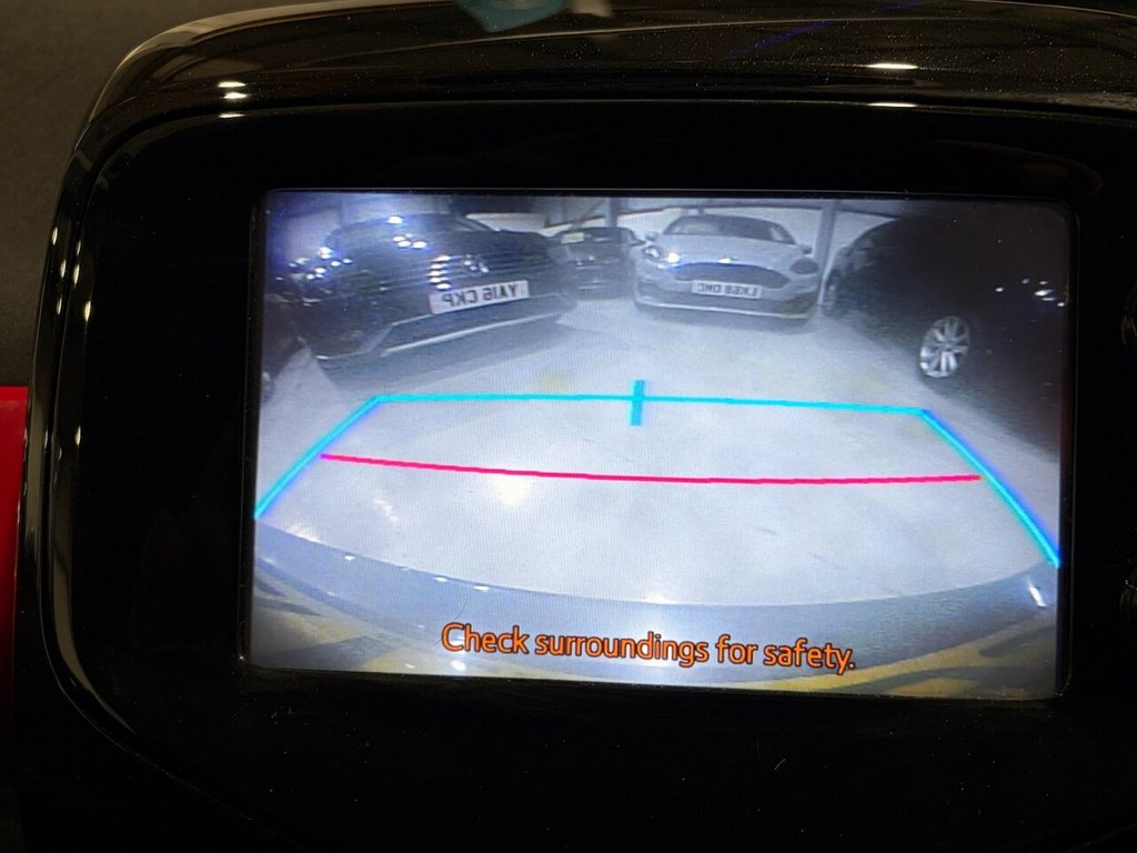 Used Toyota AYGO 2017 for sale - 77780192: Photo 23