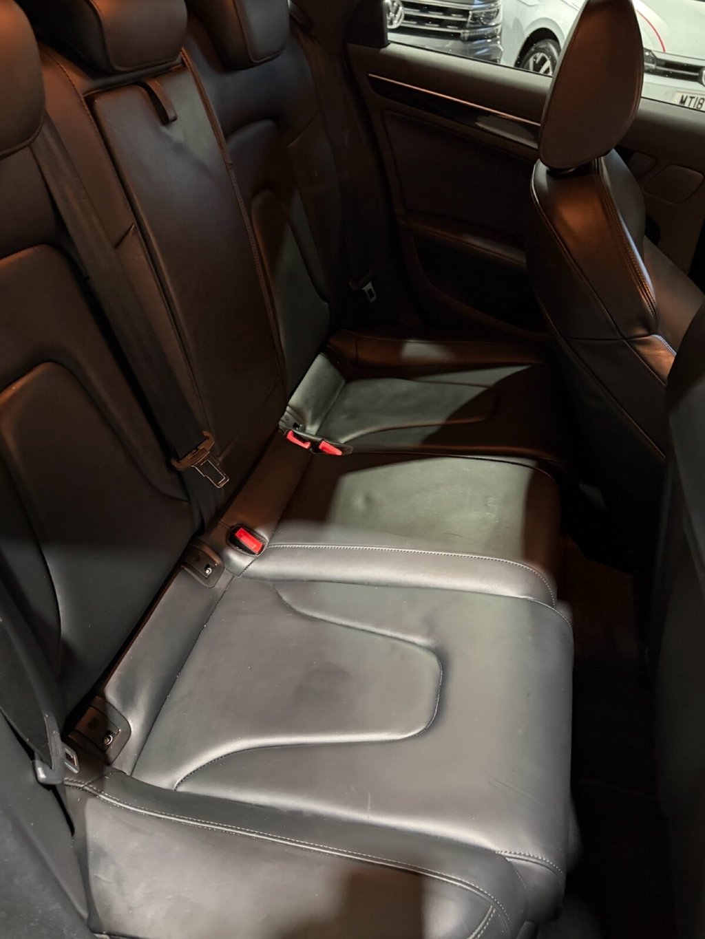 Used Audi A4 2015 for sale - 76973133: Photo 10