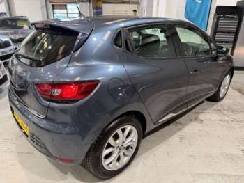 Used Renault Clio 2017 for sale - 74916927: Photo