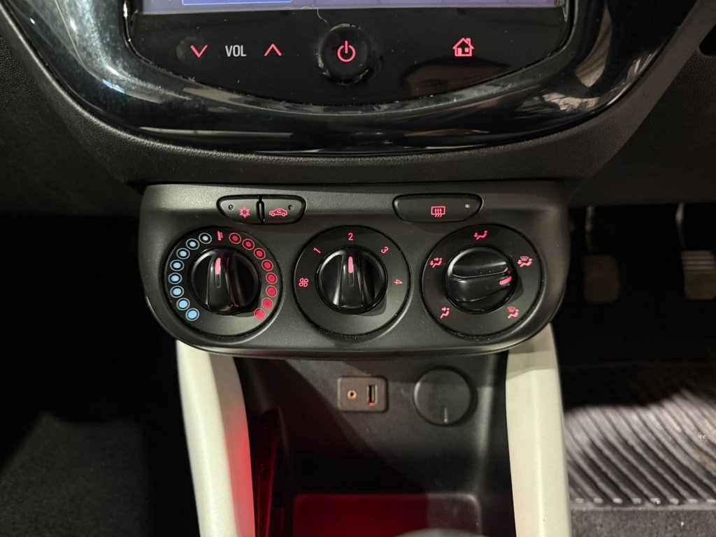 Used Vauxhall ADAM 2015 for sale - 76605118: Photo 26