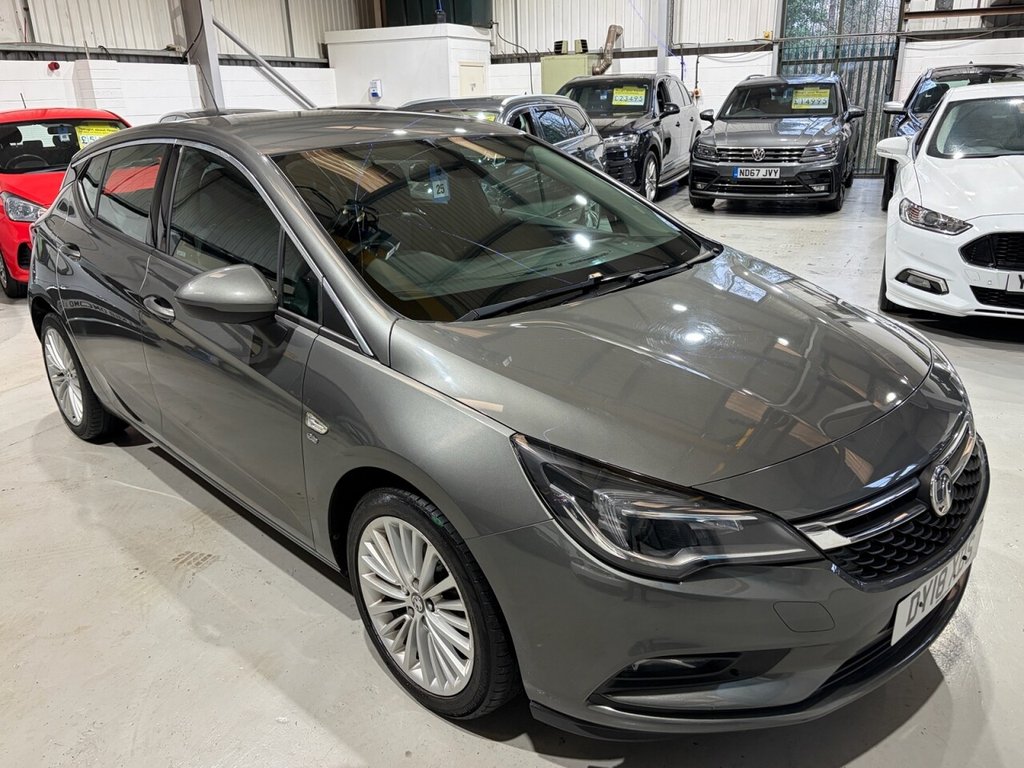 Used Vauxhall Astra 2018 for sale - 77621840: Photo 1