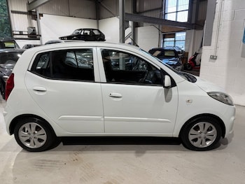 Used Hyundai i10 2013 for sale - 79090060: Photo