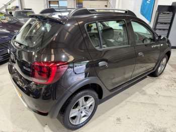 Used Dacia Sandero Stepway 2017 for sale - 75397937: Photo