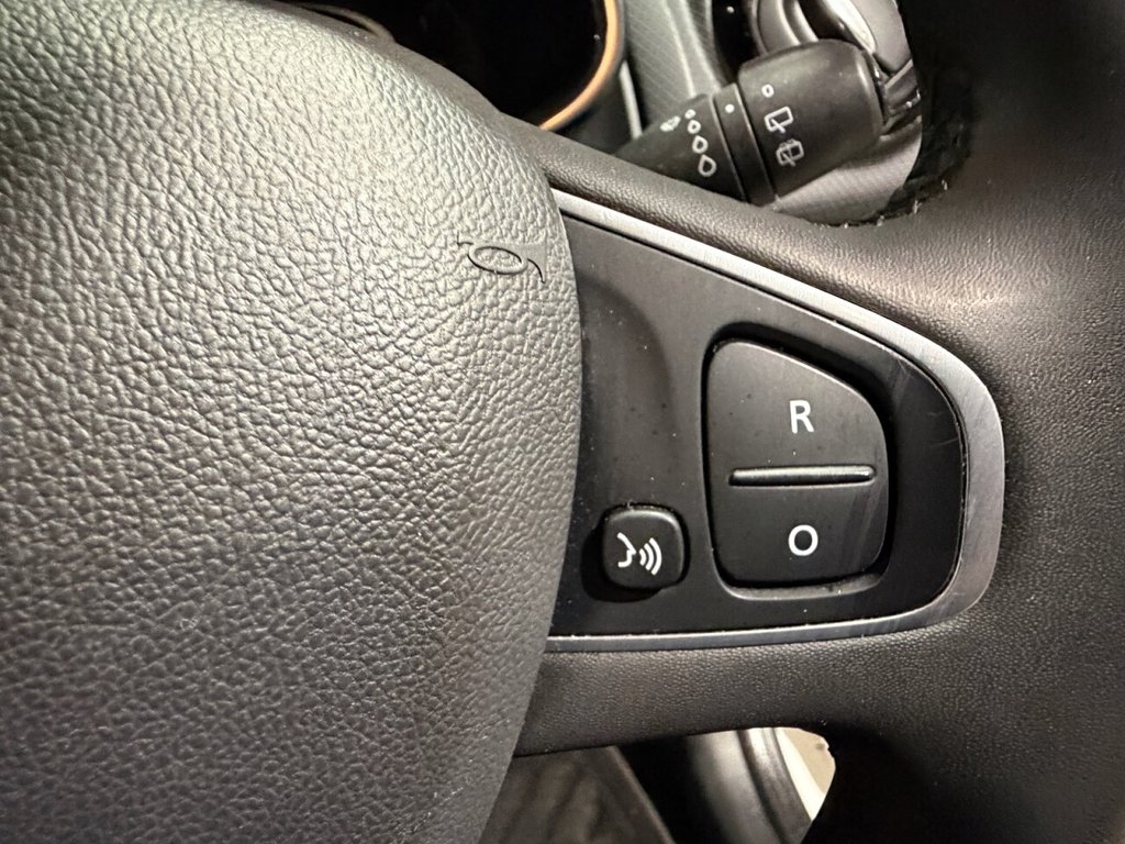 Used Renault Clio 2018 for sale - 77780188: Photo 19