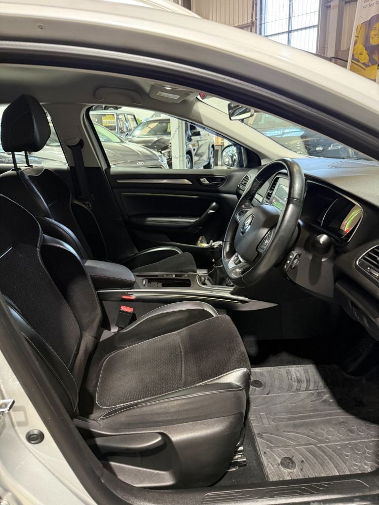 Used Renault Megane 2017 for sale - 77990798: Photo 13