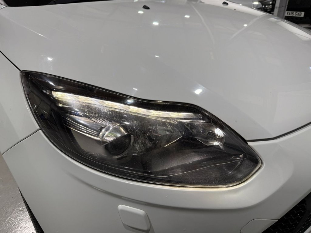 Used Ford Focus 2013 for sale - 76547077: Photo 27