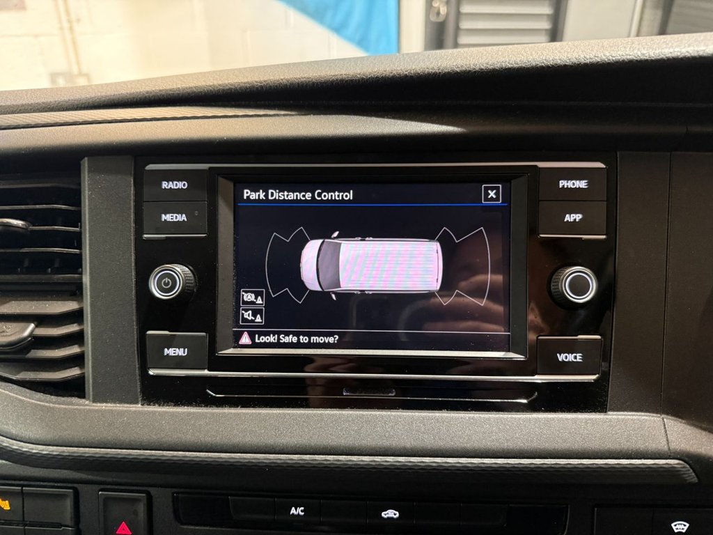 Used Volkswagen Transporter 2021 for sale - 76068335: Photo 40