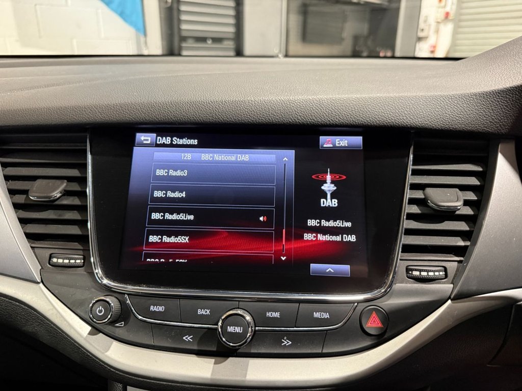 Used Vauxhall Astra 2018 for sale - 76923237: Photo 27