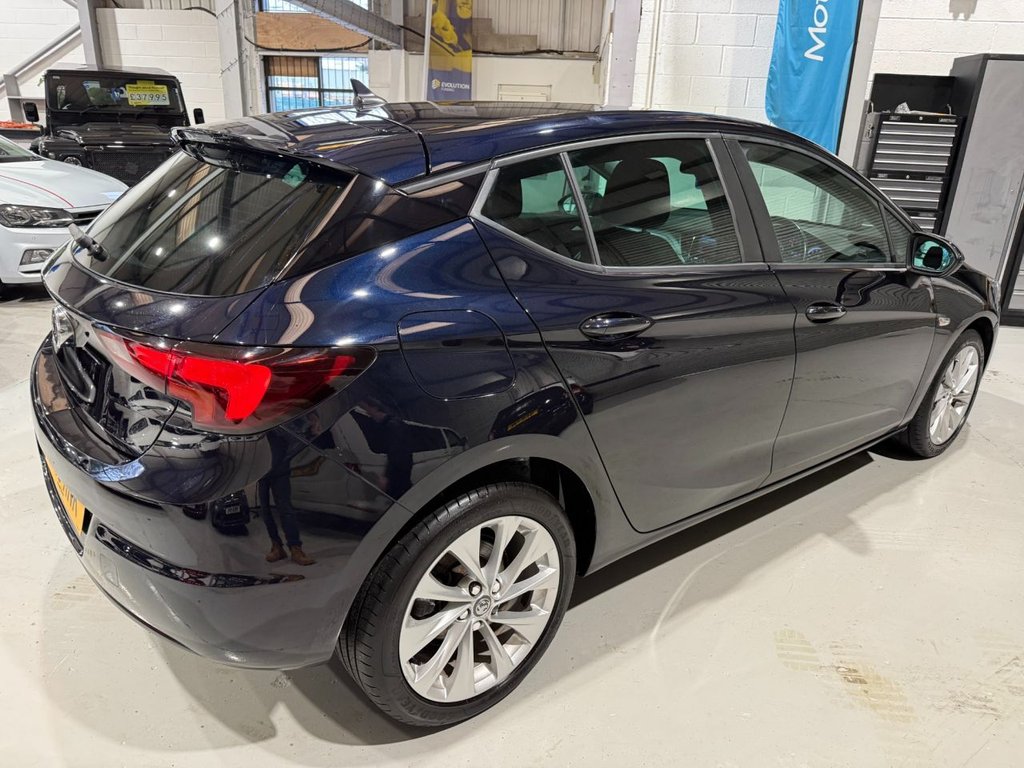 Used Vauxhall Astra 2018 for sale - 76923237: Photo 3