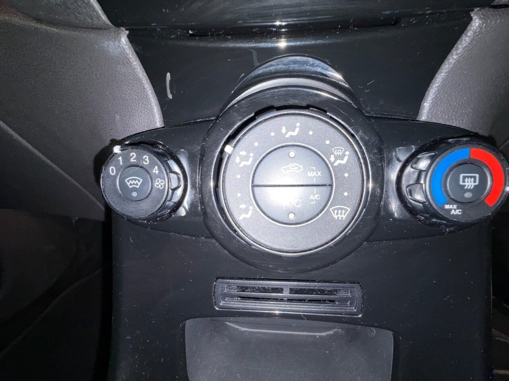 Used Ford Fiesta 2016 for sale - 77620917: Photo 18