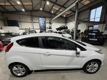 Used Ford Fiesta 2016 for sale - 77620917: Photo