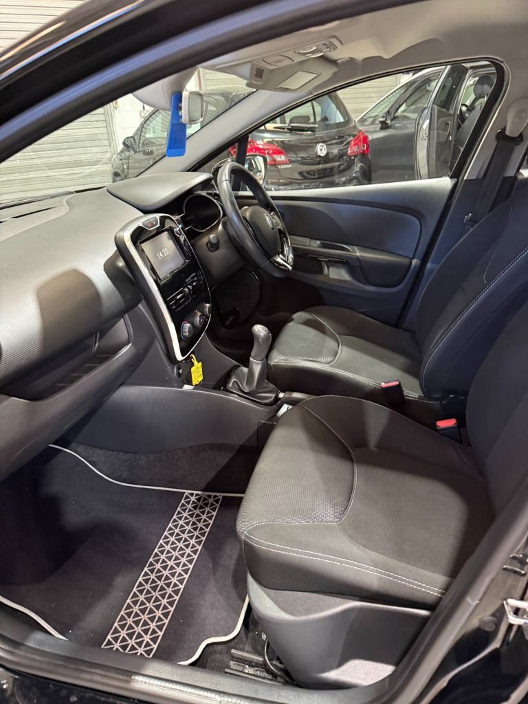 Used Renault Clio 2016 for sale - 77936244: Photo 14