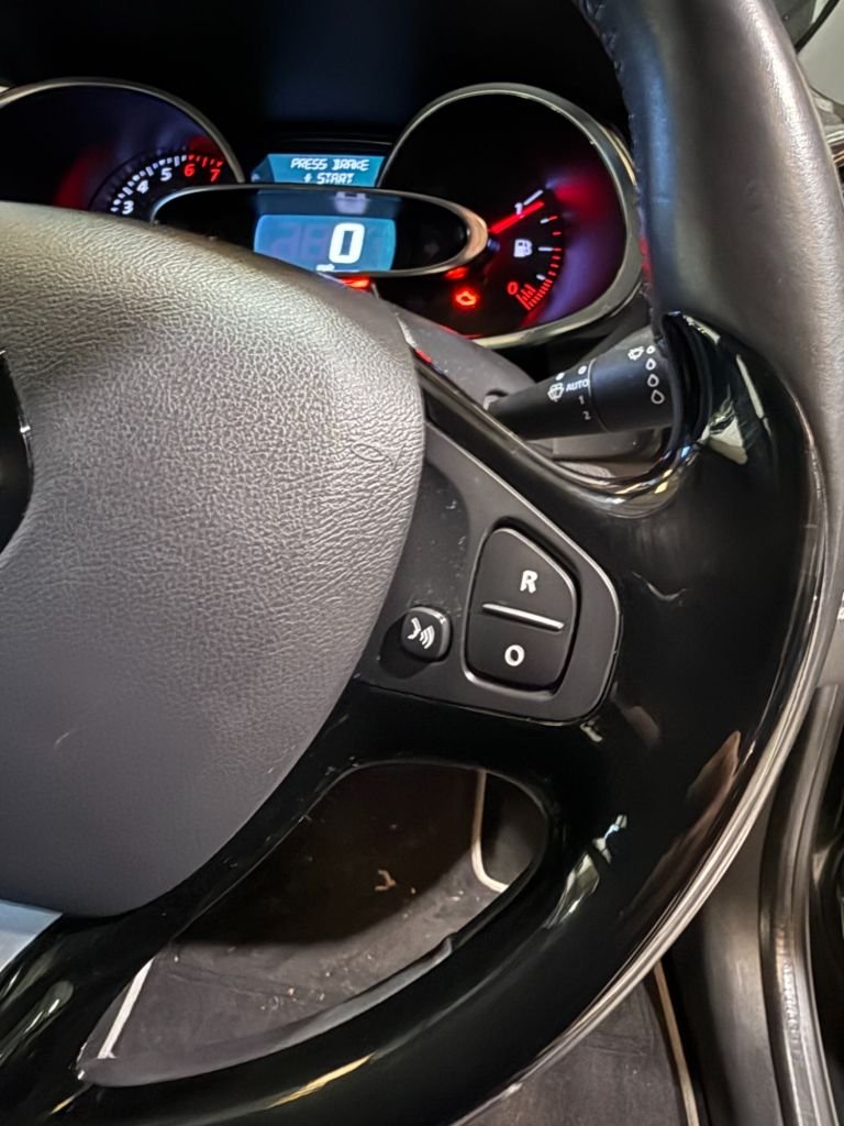 Used Renault Clio 2016 for sale - 77936244: Photo 18