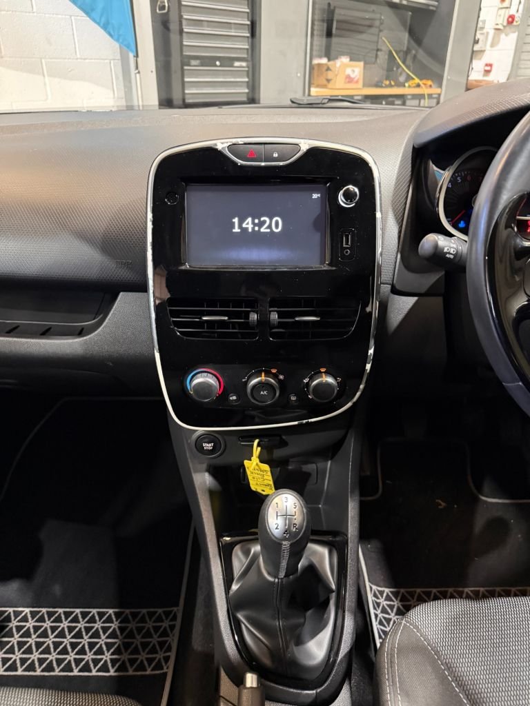 Used Renault Clio 2016 for sale - 77936244: Photo 19